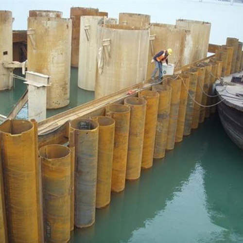 眉山钢护筒现场安装